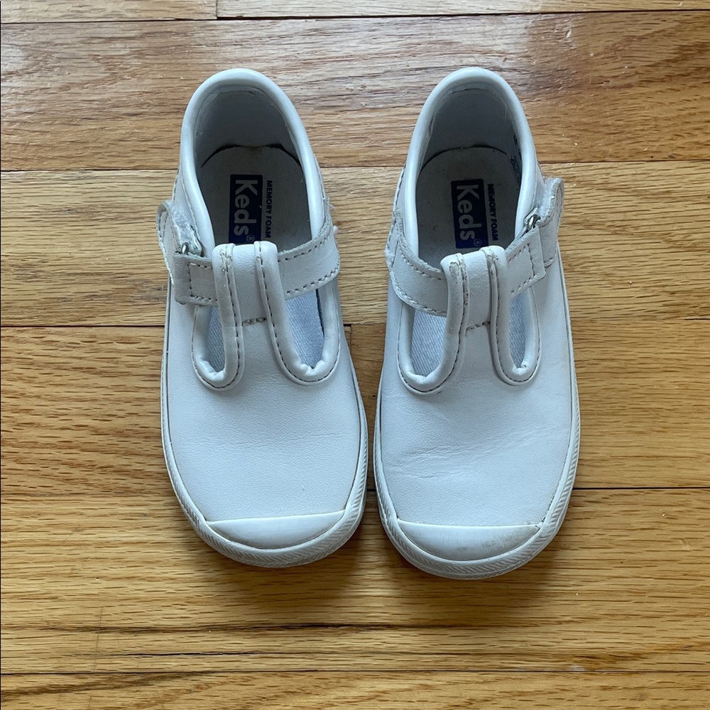 Keds Toddler White Leather T-Strap Mary Jane Shoes | size: 6